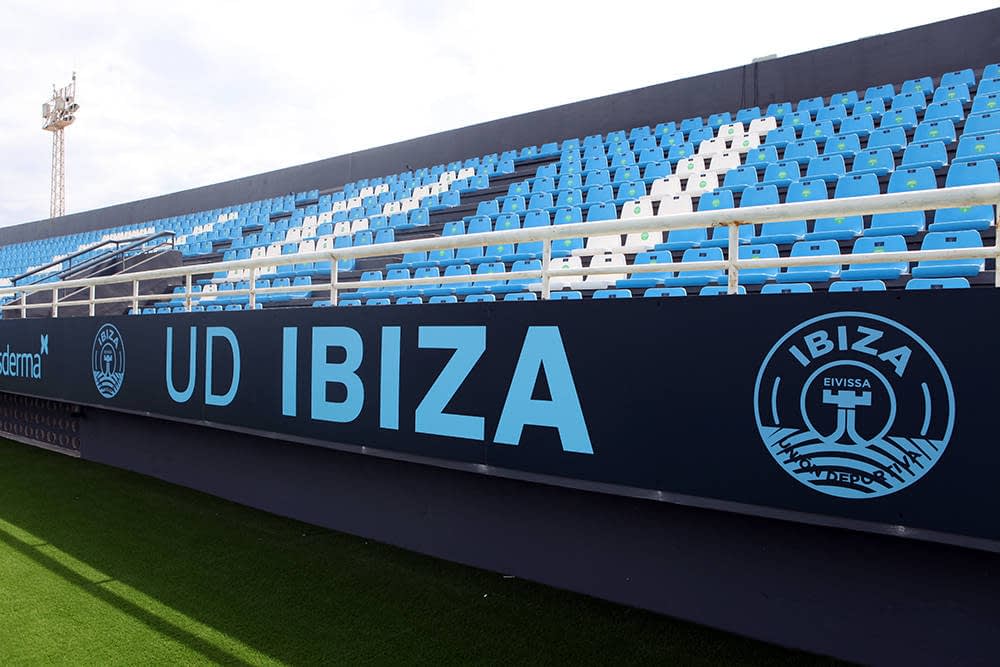 Nace la Peña Pitiusas - UD Ibiza: una nueva forma de vivir el fútbol celeste
