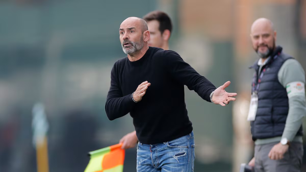UD Ibiza cesa a Paco Jémez y perfila a Miguel Álvarez Jurado como relevo en el banquillo celeste