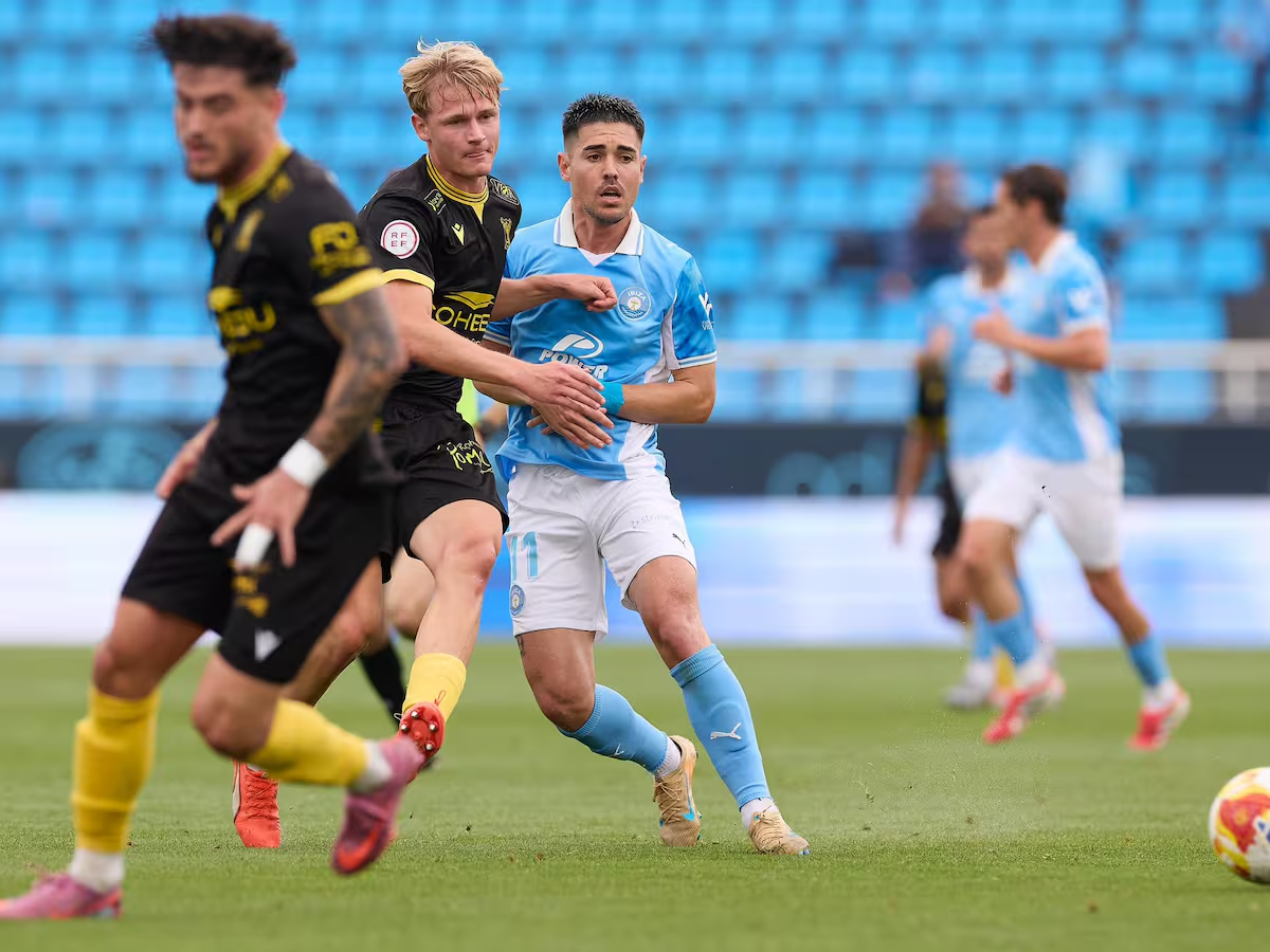 La UD Ibiza se exhibe en Can Misses con una goleada incontestable al Sanluqueño (4-0)